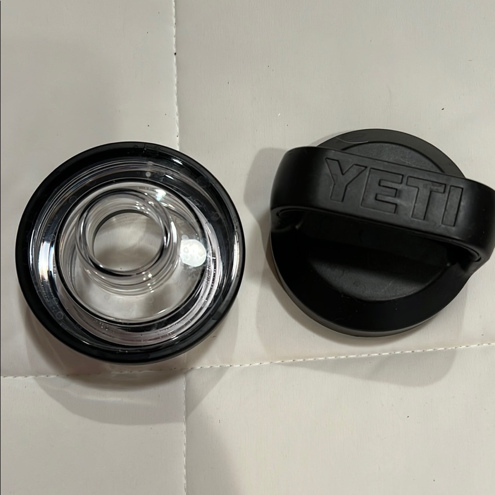 YETI Black Stainless Steel Water Bottle - Picture 5 of 6